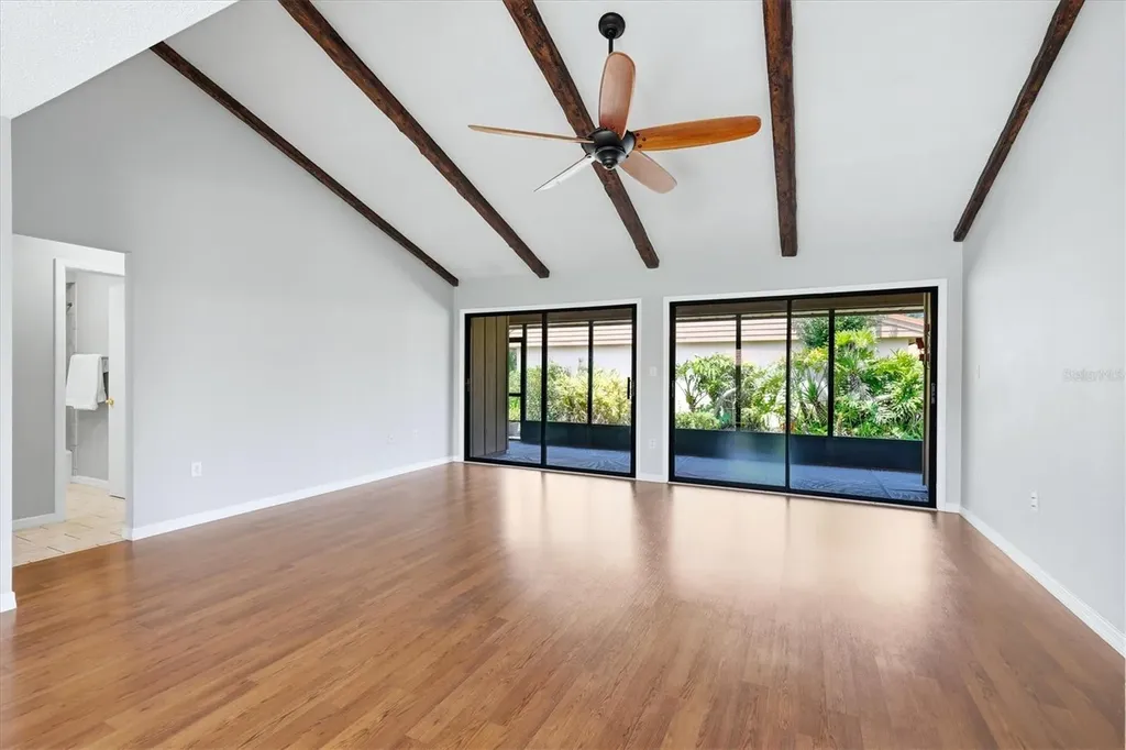 6628 Draw Lane Sarasota FL 34238