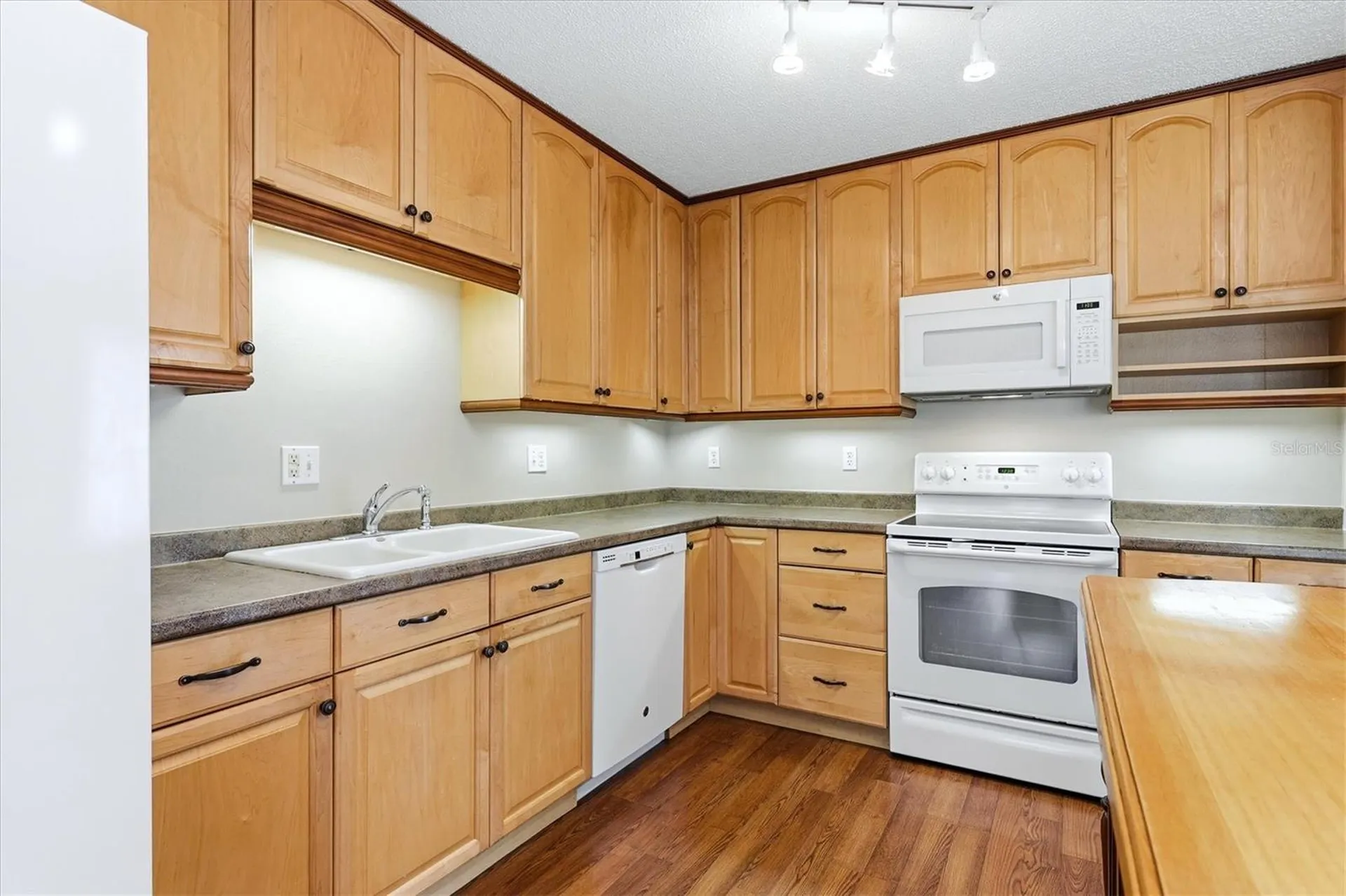 6628 Draw Lane Sarasota FL 34238