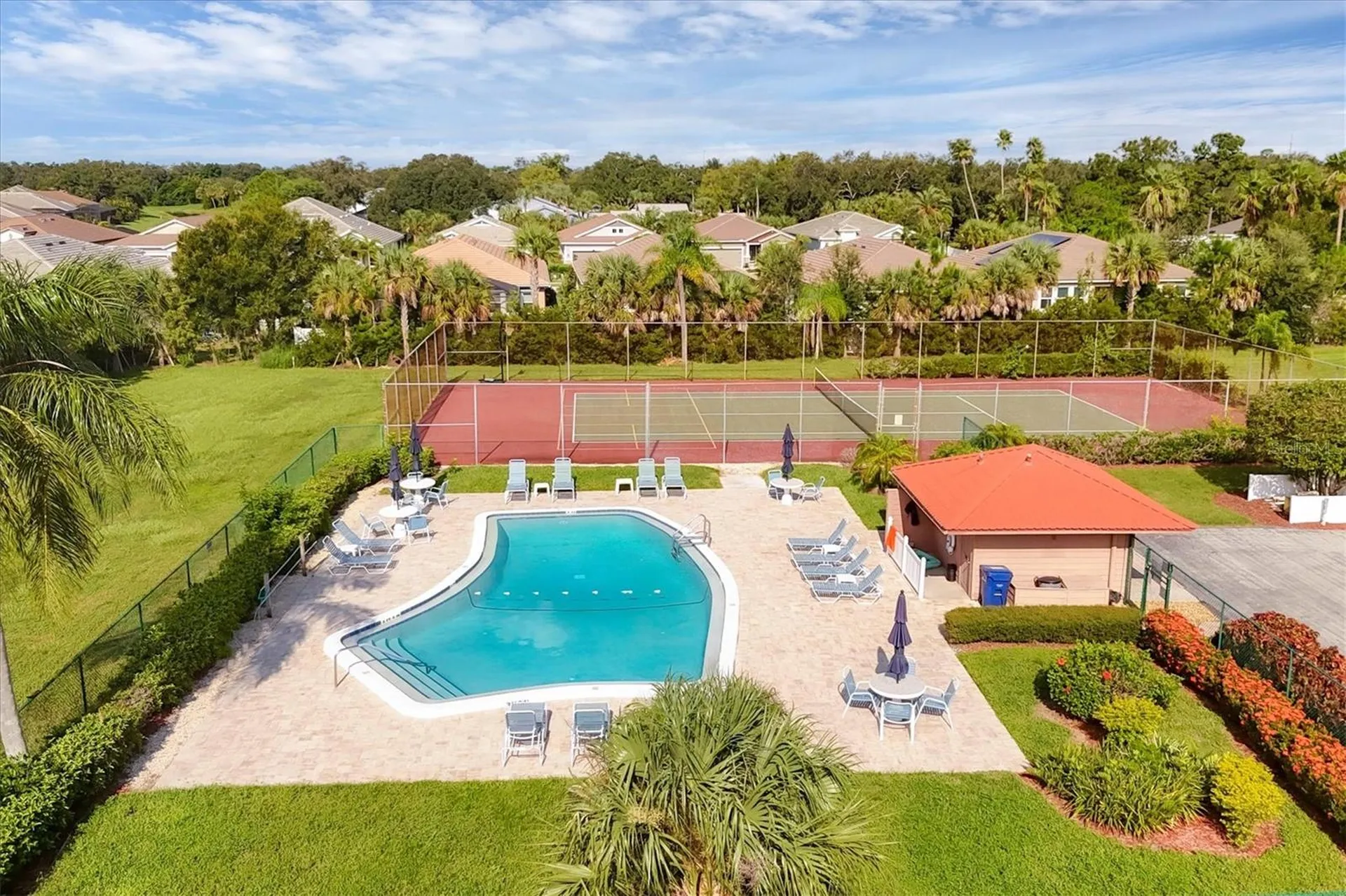 6628 Draw Lane Sarasota FL 34238