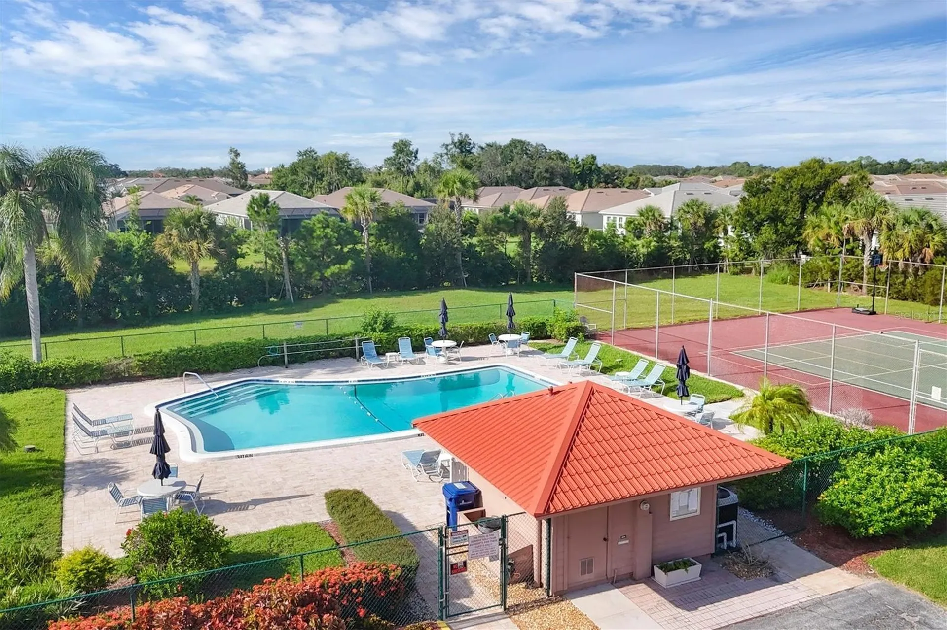 6628 Draw Lane Sarasota FL 34238