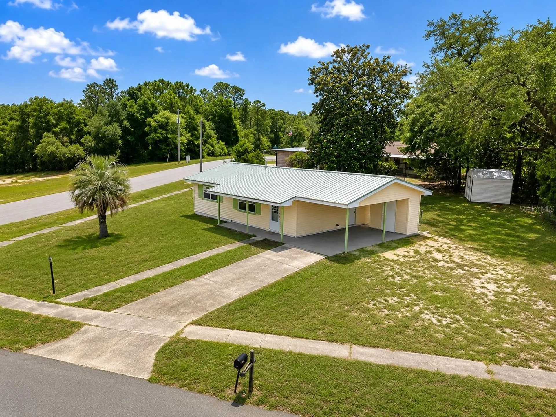 1766 W Gardenia Drive Citrus Springs FL 34434