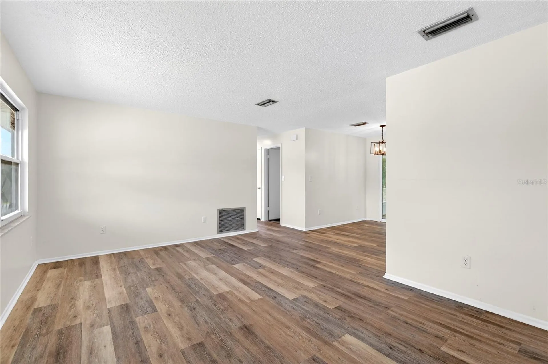 1766 W Gardenia Drive Citrus Springs FL 34434