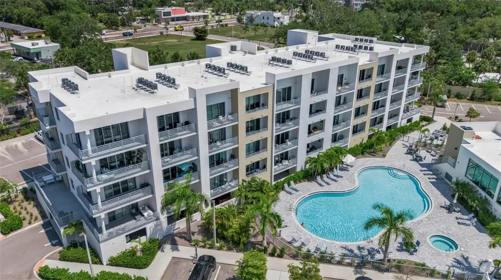 1703 N Tamiami Trail Sarasota FL 34234