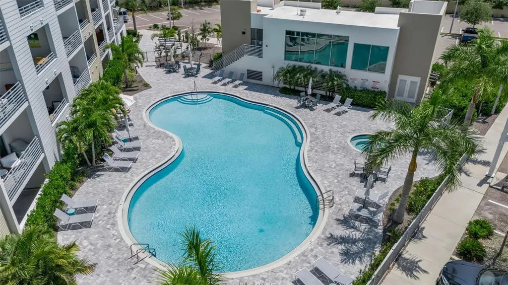 1703 N Tamiami Trail Sarasota FL 34234