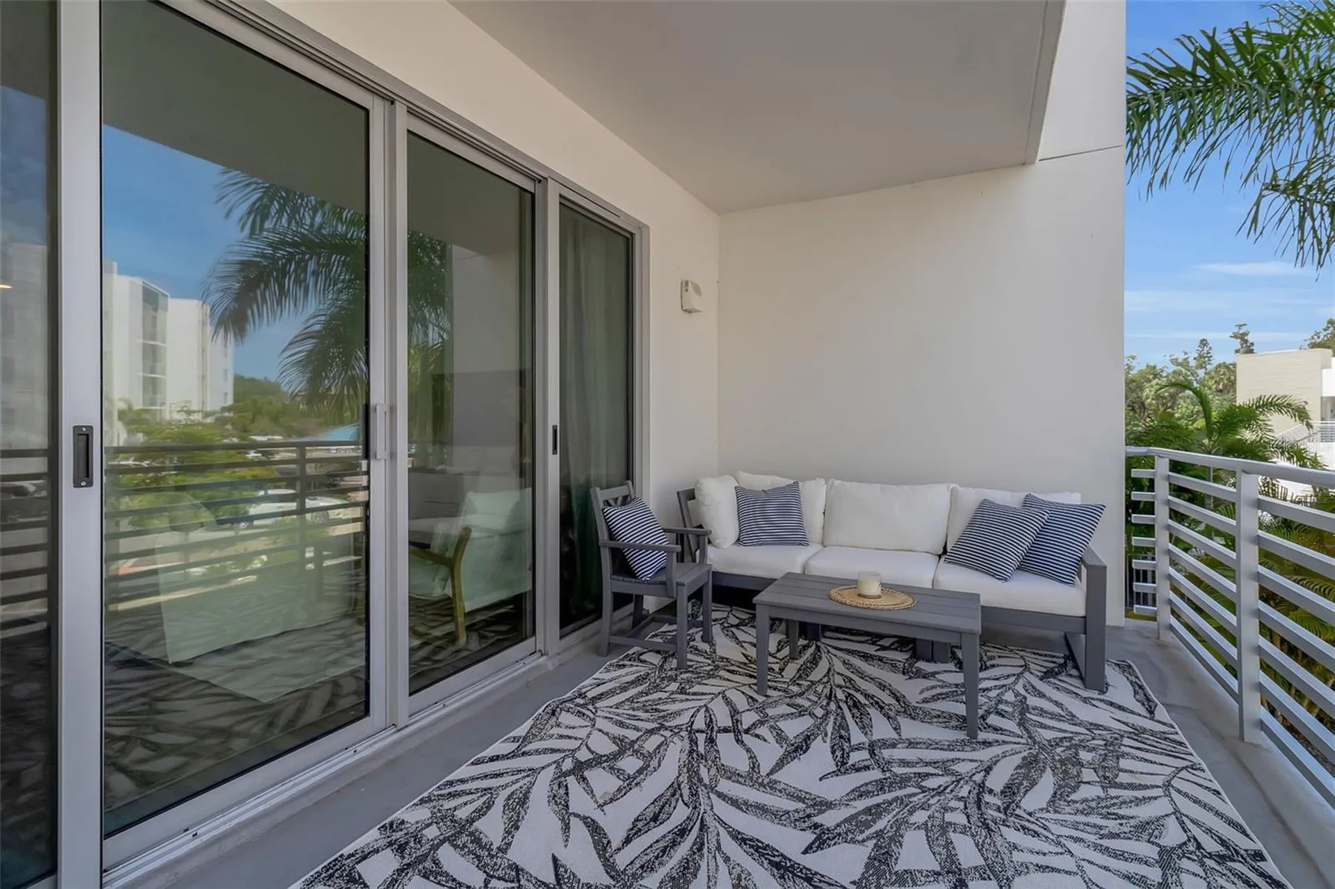 1703 N Tamiami Trail Sarasota FL 34234