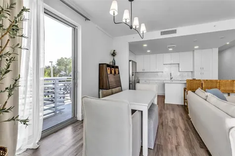 1703 N Tamiami Trail Sarasota FL 34234