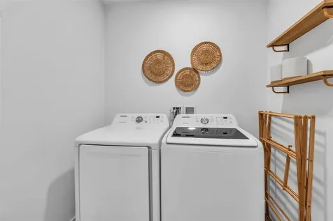 1703 N Tamiami Trail Sarasota FL 34234