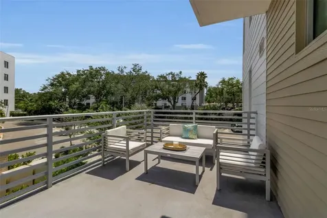 1703 N Tamiami Trail Sarasota FL 34234