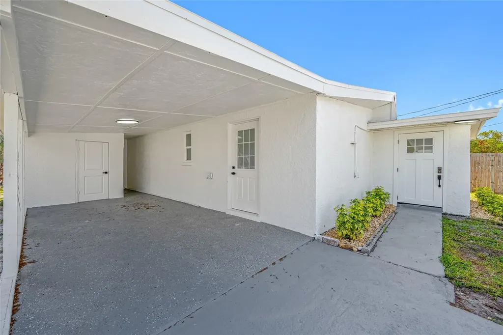 6908 11th Avenue E Palmetto FL 34221