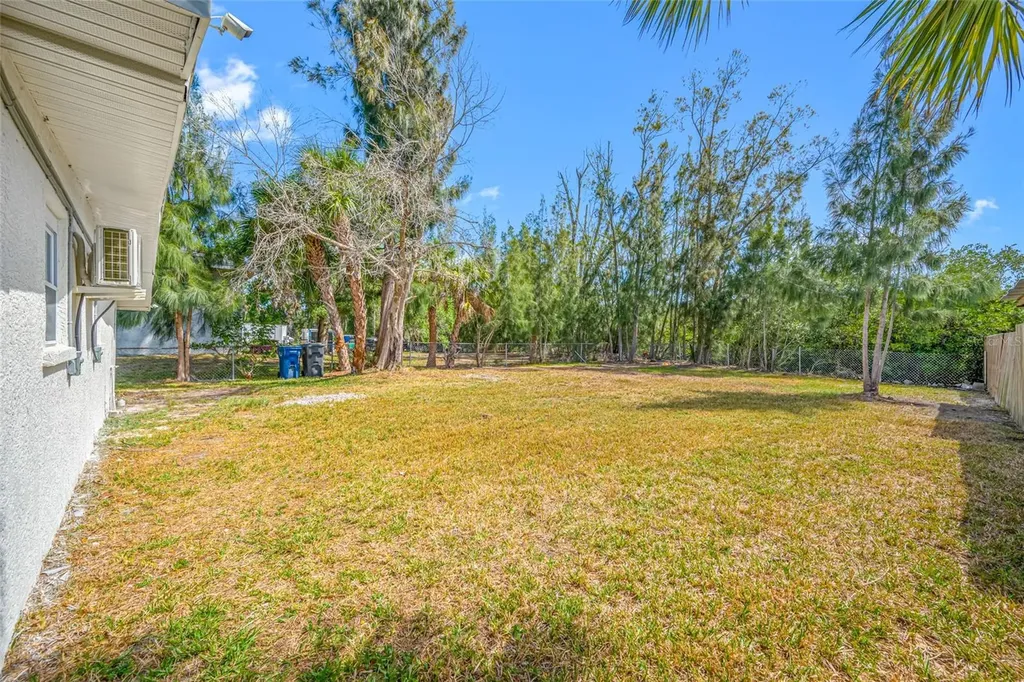 6908 11th Avenue E Palmetto FL 34221