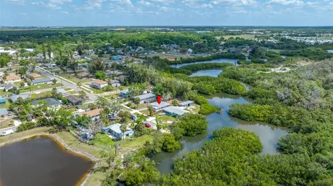 6908 11th Avenue E Palmetto FL 34221