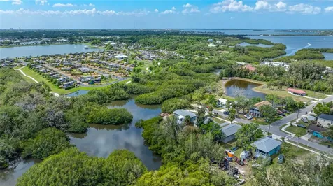 6908 11th Avenue E Palmetto FL 34221