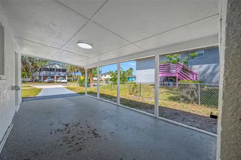 6908 11th Avenue E Palmetto FL 34221