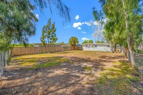 6908 11th Avenue E Palmetto FL 34221