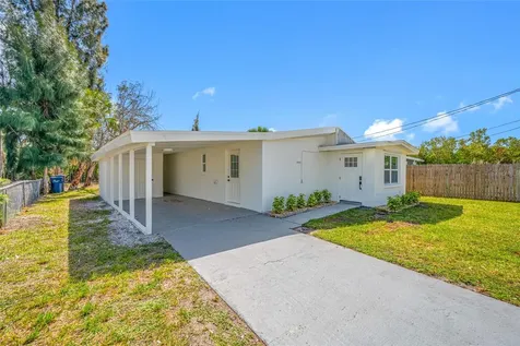 6908 11th Avenue E Palmetto FL 34221