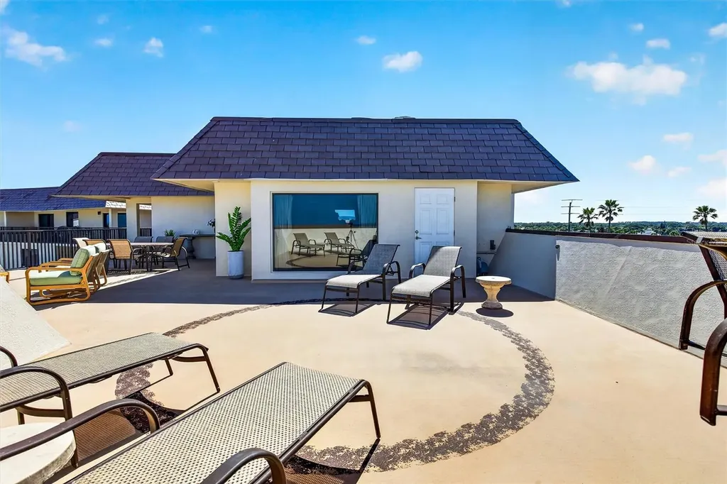 935 Ocean Shore Boulevard Ormond Beach FL 32176