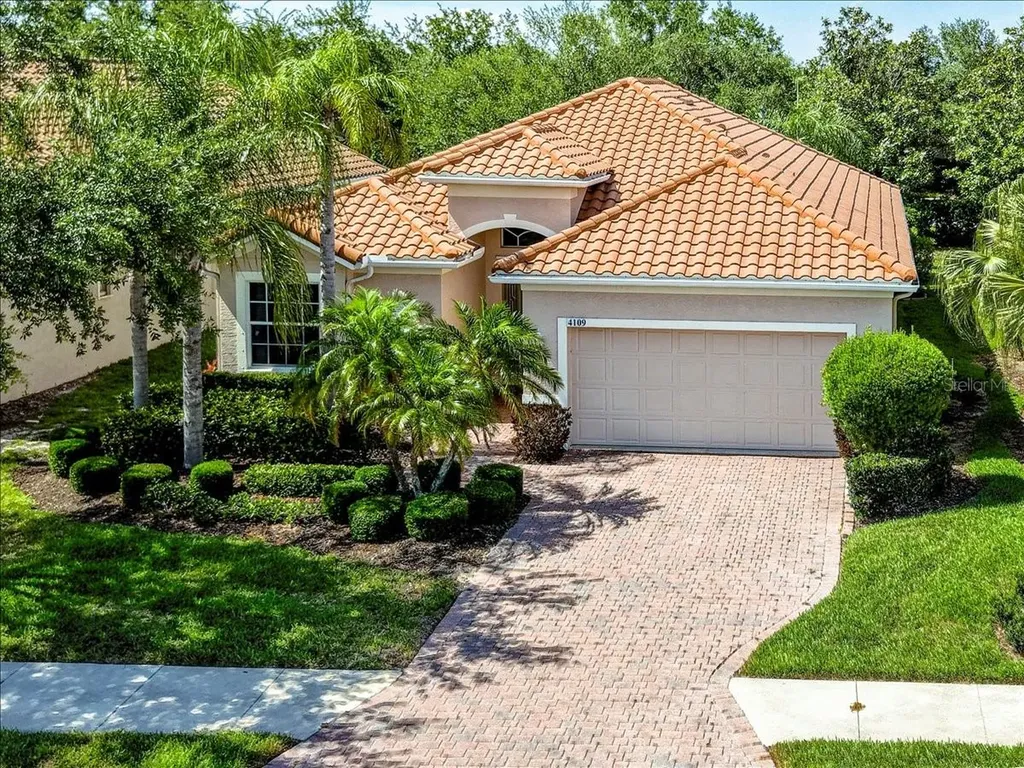 4109 66th Terrace E Sarasota FL 34243