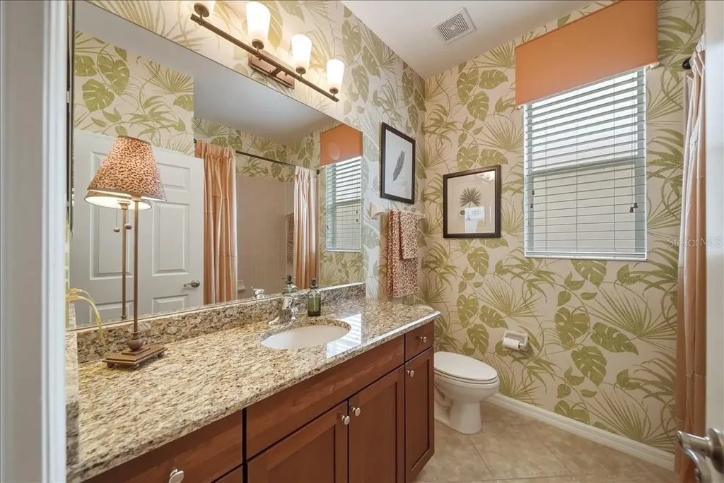 4109 66th Terrace E Sarasota FL 34243