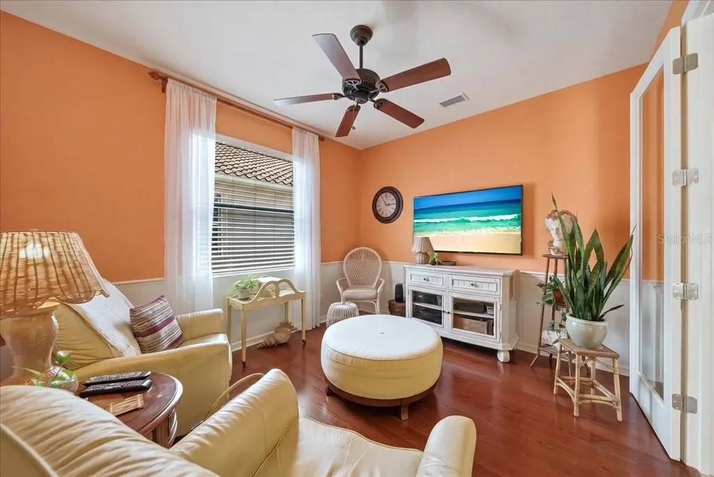 4109 66th Terrace E Sarasota FL 34243