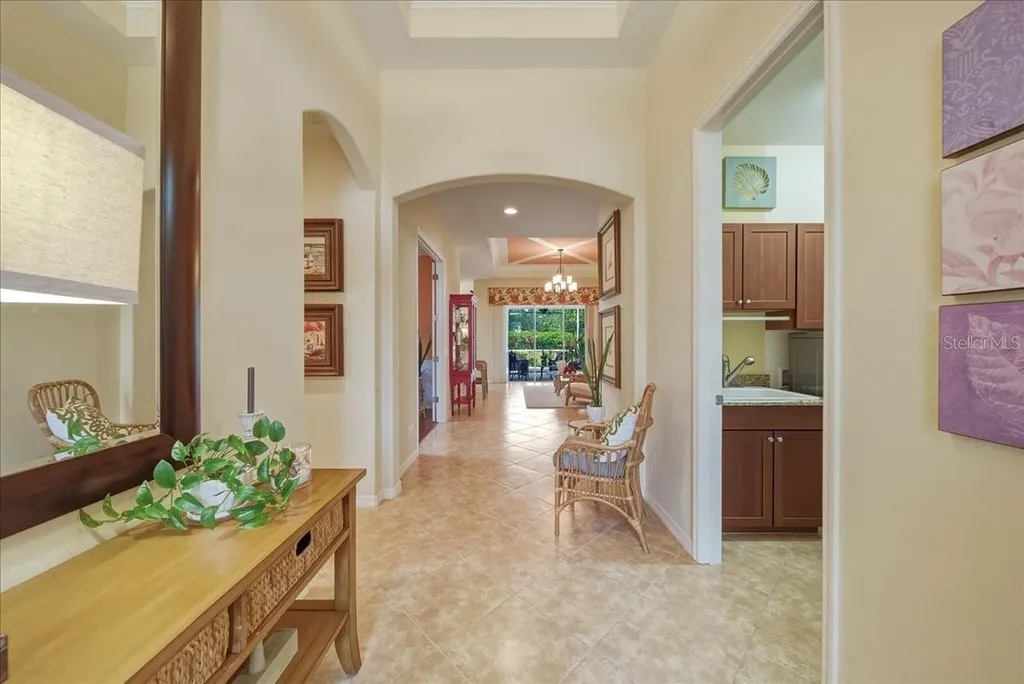 4109 66th Terrace E Sarasota FL 34243