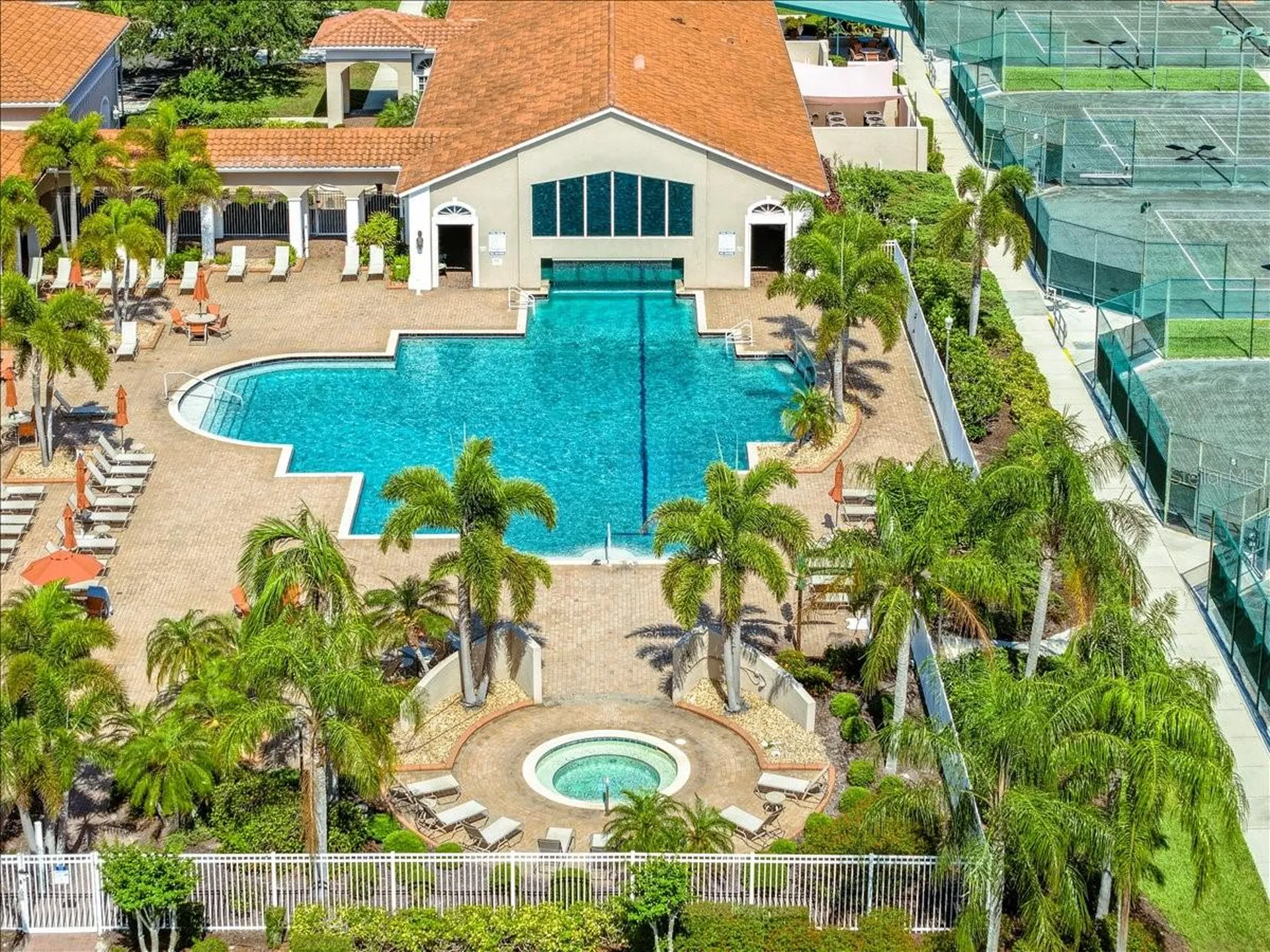 4109 66th Terrace E Sarasota FL 34243