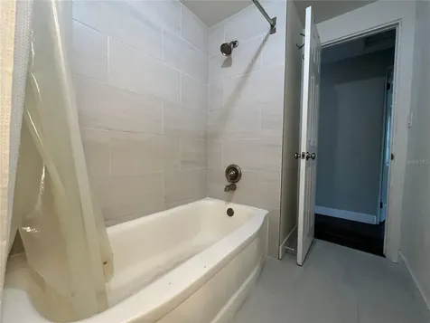 224 Lakewood Drive Debary FL 32713