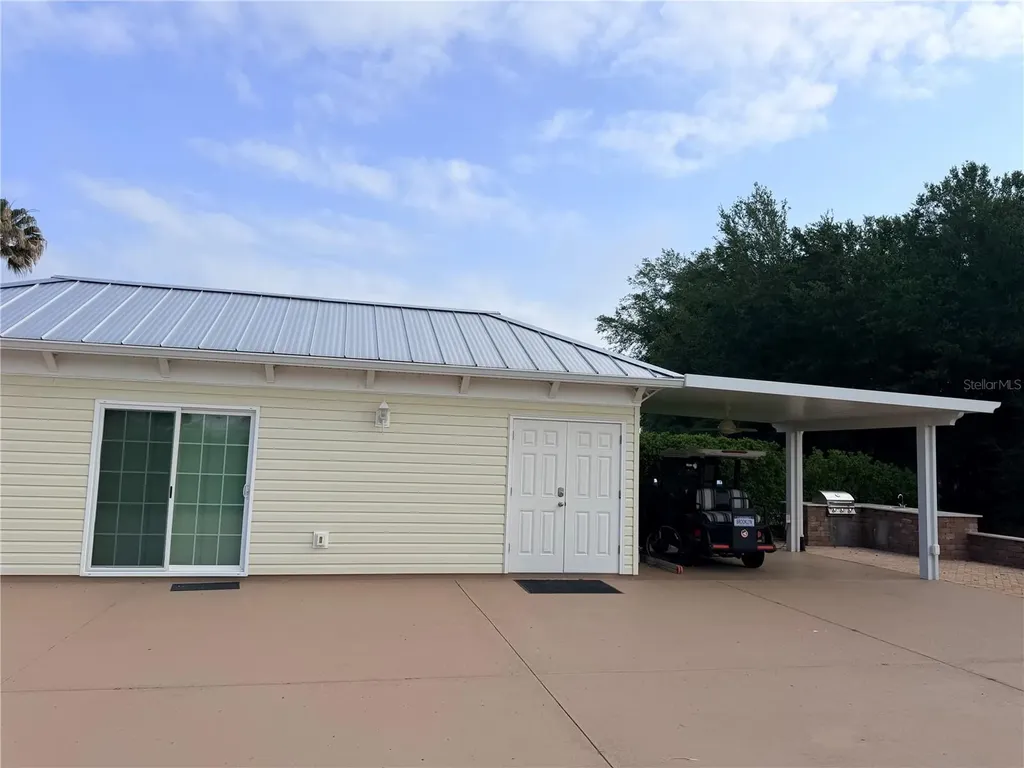 9465 SE 47th Way Webster FL 33597
