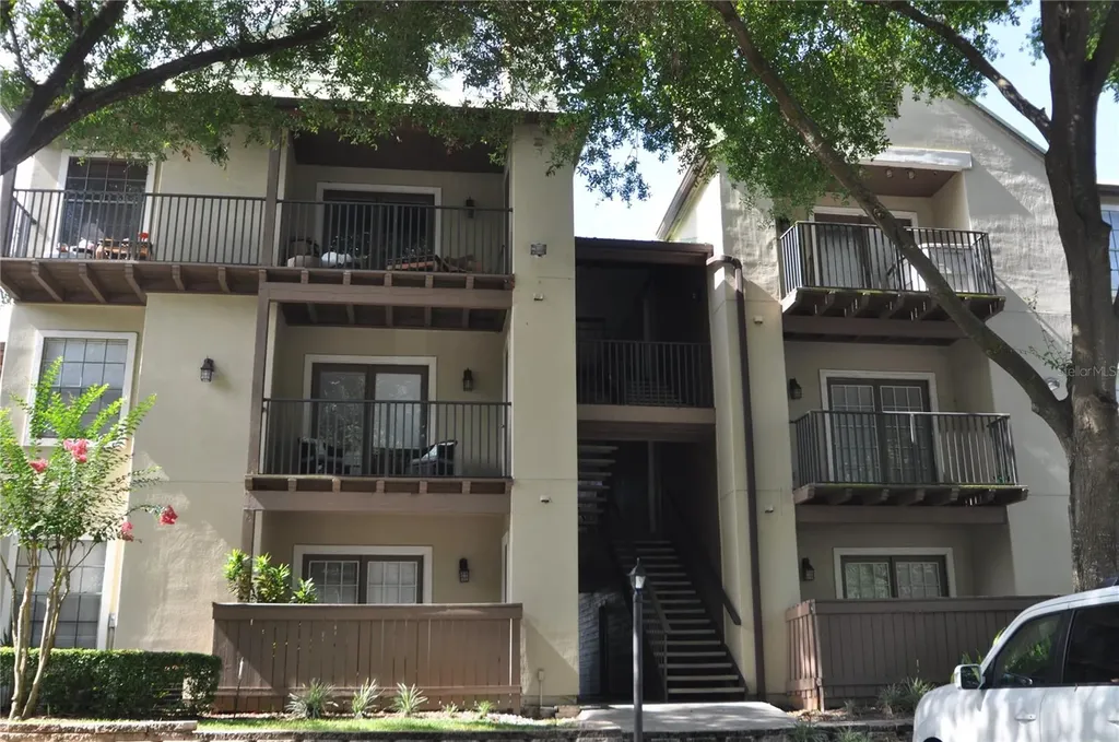 236 Afton Square Altamonte Springs FL 32714