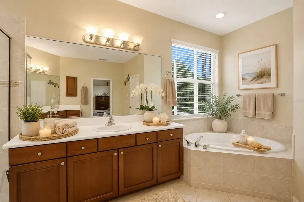 7131 67th Ter E Bradenton FL 34203