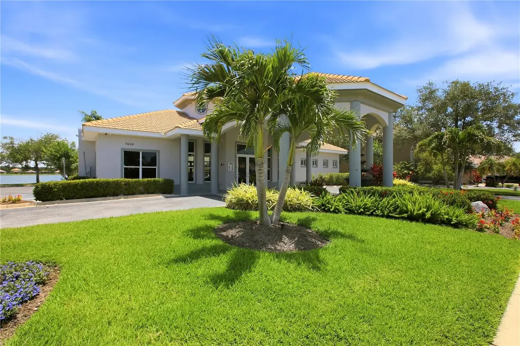7131 67th Ter E Bradenton FL 34203