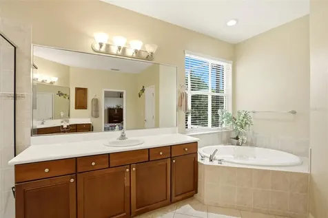 7131 67th Ter E Bradenton FL 34203