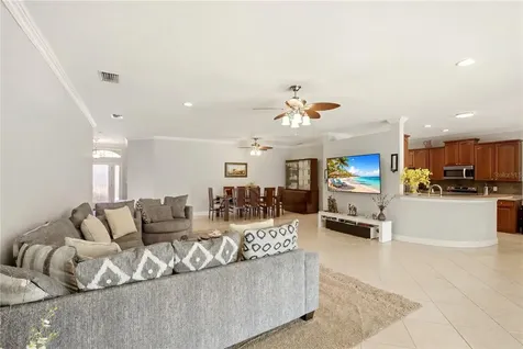 7131 67th Ter E Bradenton FL 34203