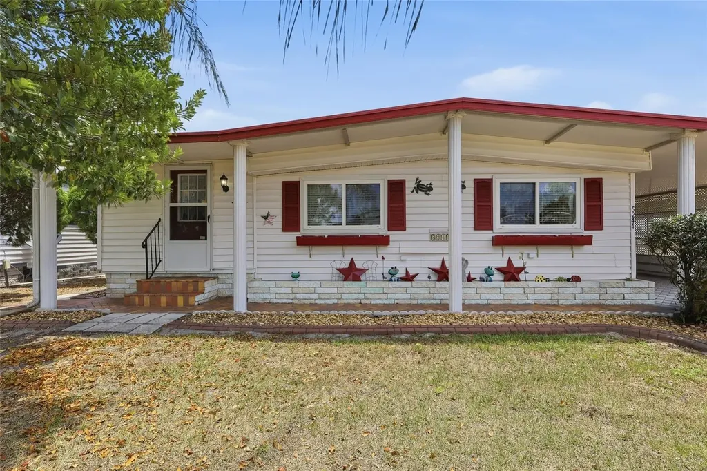 5244 Mohawk Street Zephyrhills FL 33542