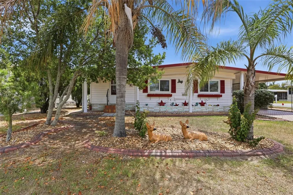 5244 Mohawk Street Zephyrhills FL 33542