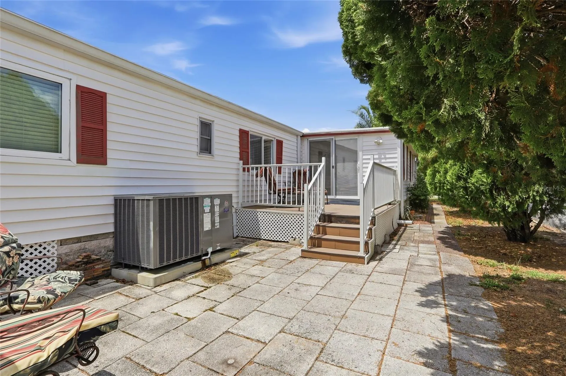 5244 Mohawk Street Zephyrhills FL 33542