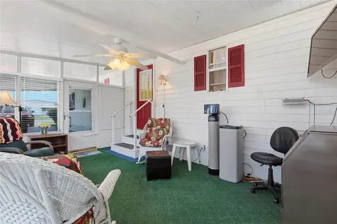 5244 Mohawk Street Zephyrhills FL 33542