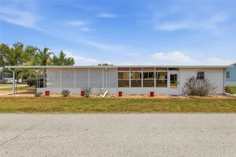 5244 Mohawk Street Zephyrhills FL 33542