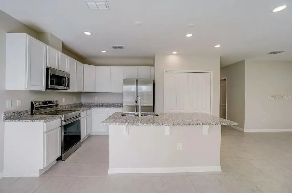 616 Broadoak Drive Dundee FL 33838