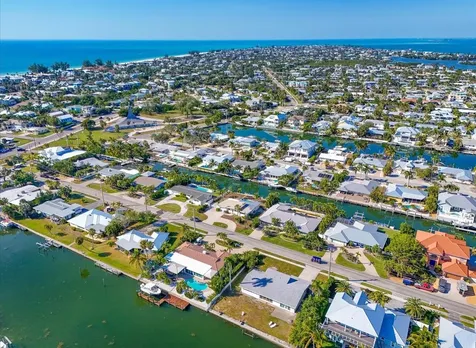 512 Key Royale Drive Holmes Beach FL 34217