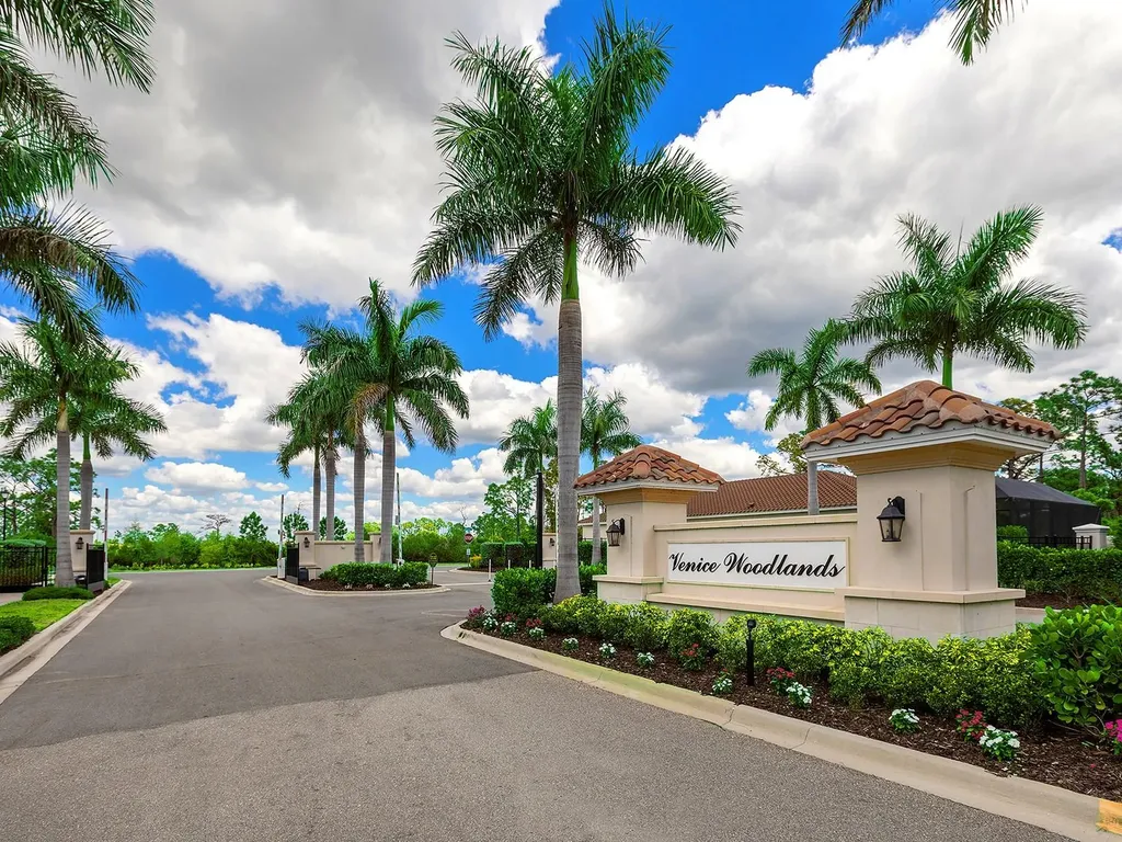 200 Daylily Boulevard Nokomis FL 34275