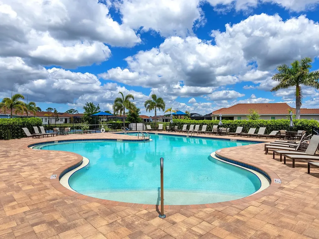 200 Daylily Boulevard Nokomis FL 34275