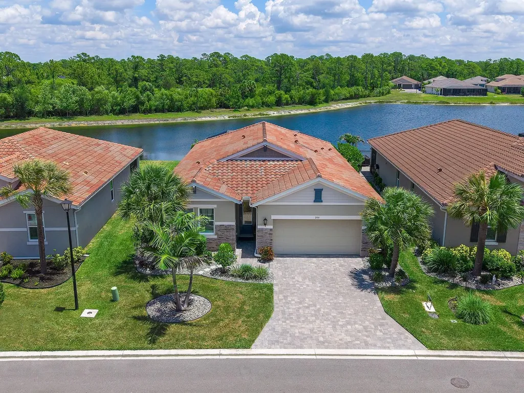 200 Daylily Boulevard Nokomis FL 34275