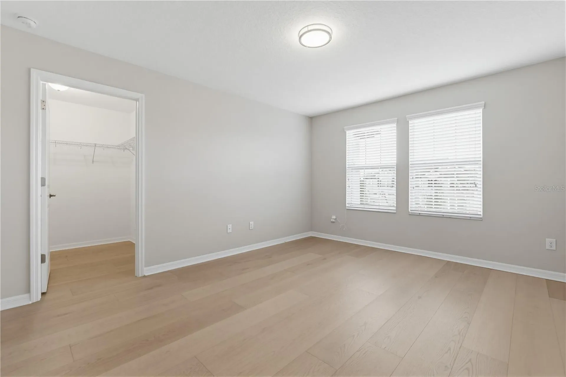 9608 Sorbonne Loop Seffner FL 33584