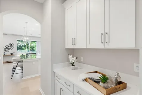 9608 Sorbonne Loop Seffner FL 33584