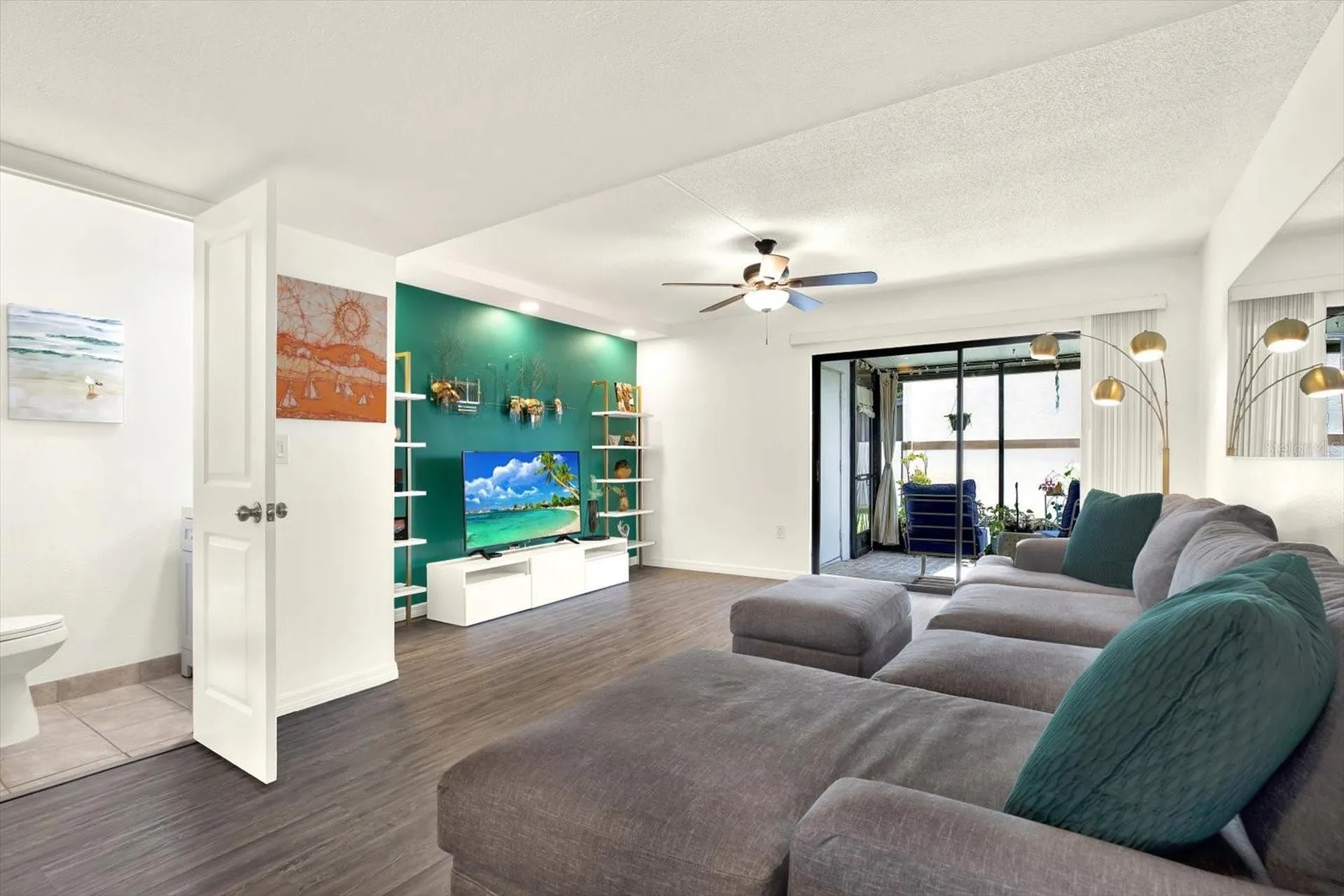 9209 Seminole Boulevard Seminole FL 33772