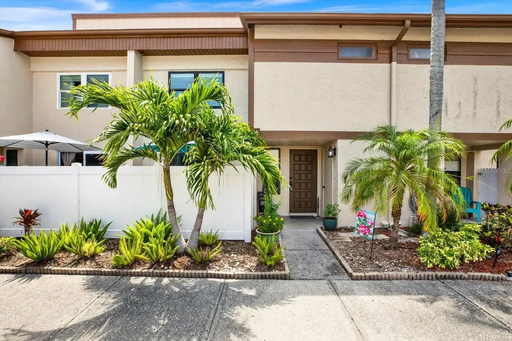 9209 Seminole Boulevard Seminole FL 33772