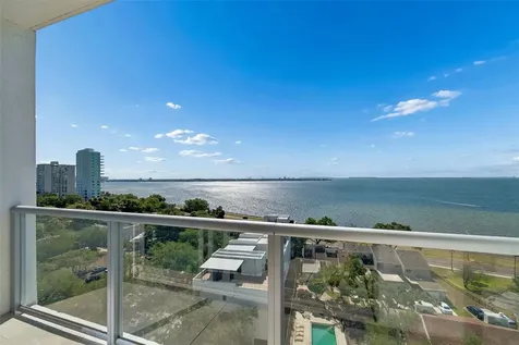 2910 W Barcelona Street Tampa FL 33629