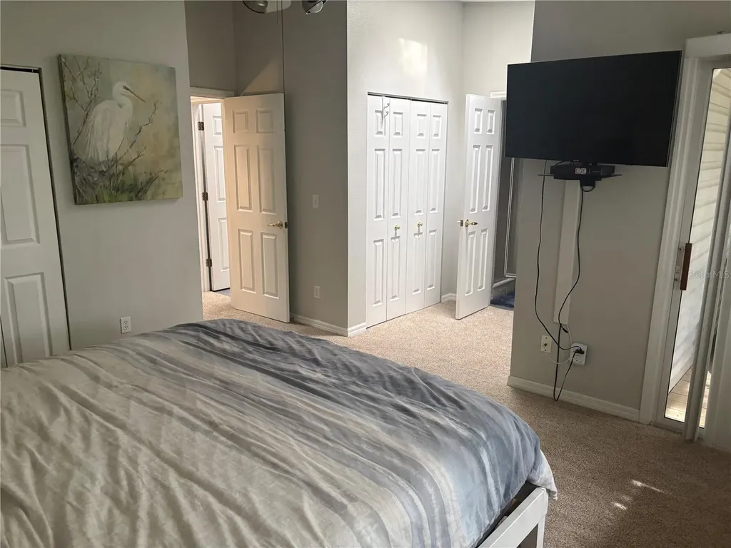 9122 Jakes Path Largo FL 33771