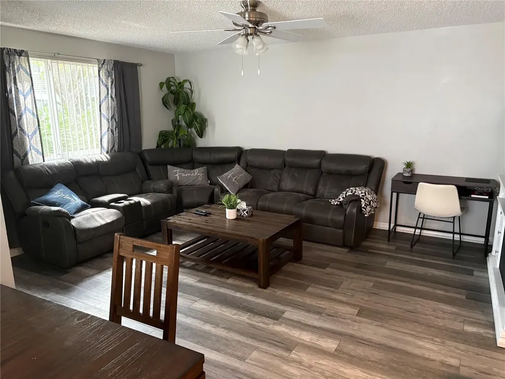 9122 Jakes Path Largo FL 33771
