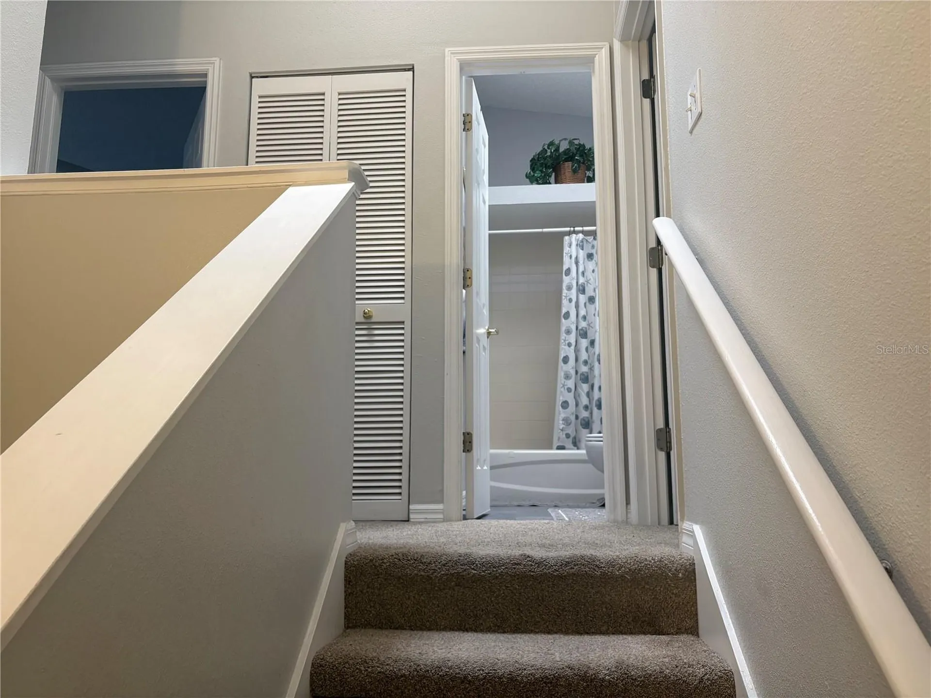9122 Jakes Path Largo FL 33771